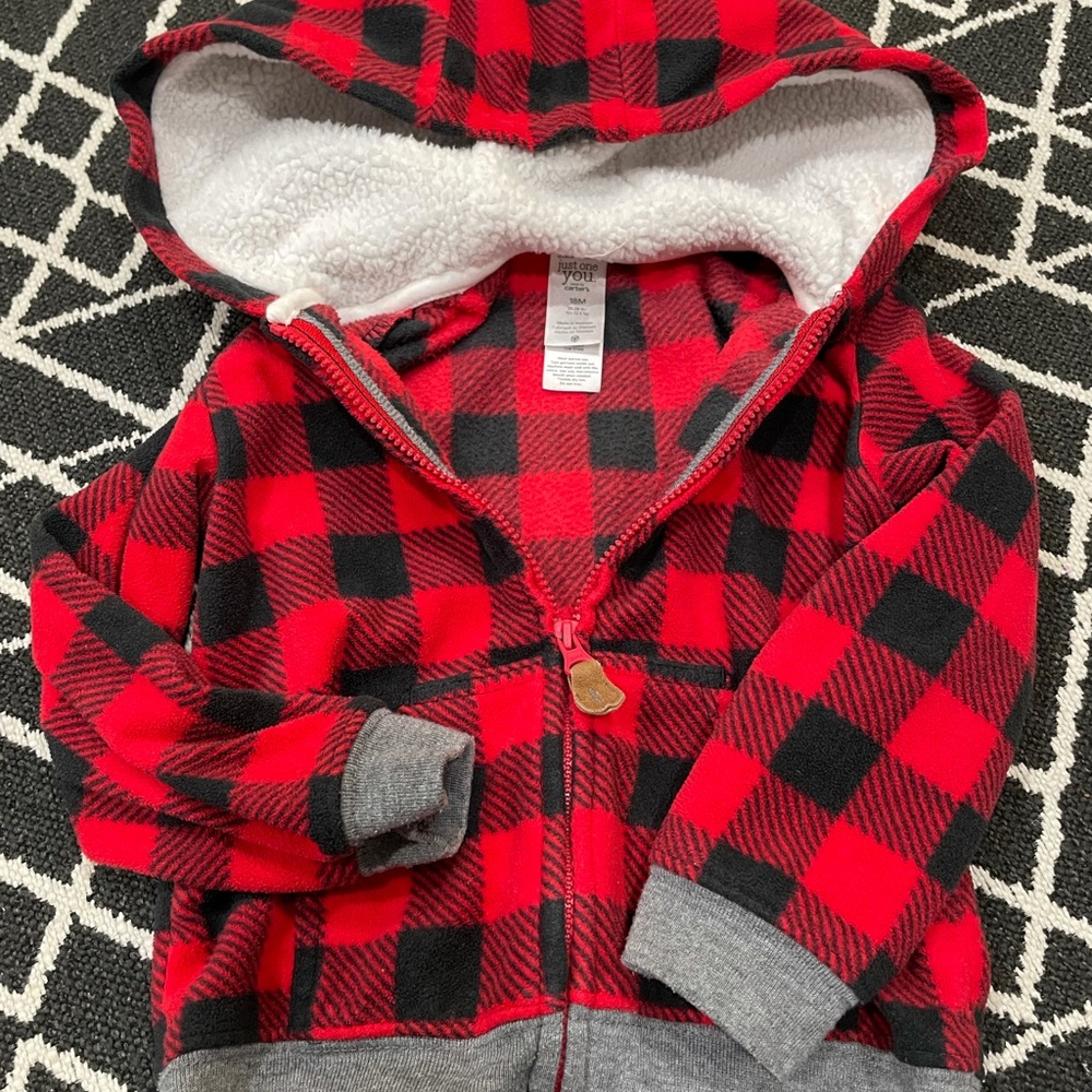 Zip up fleece hoodie.